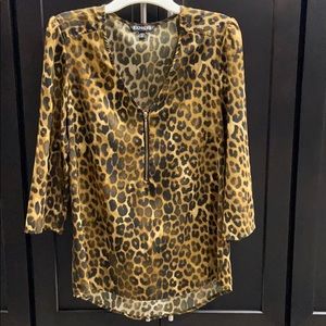 Express Leopard Top • bundle & save!!🛍